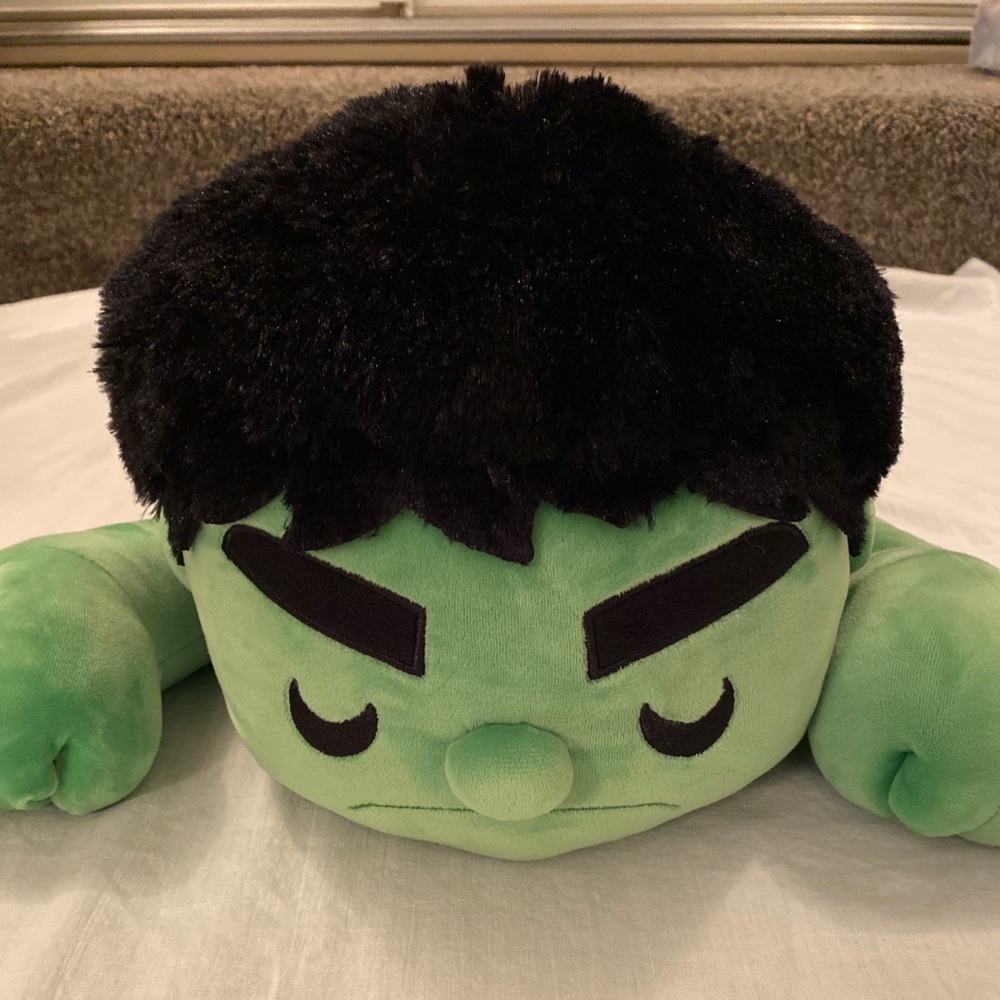 Disney Store Cuddlez The Hulk